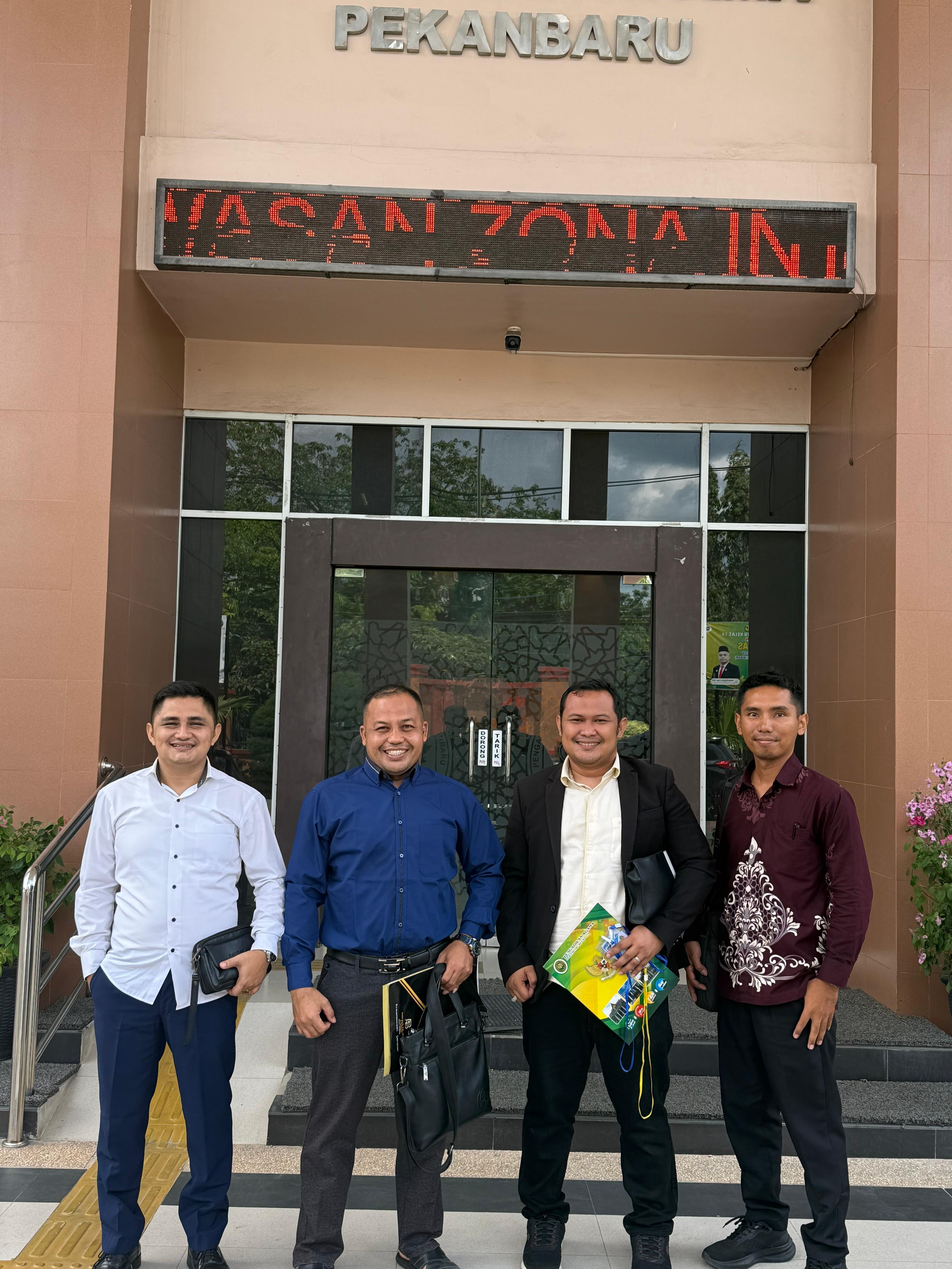 SIDANG PENGADILAN NEGERI PEKANBARU